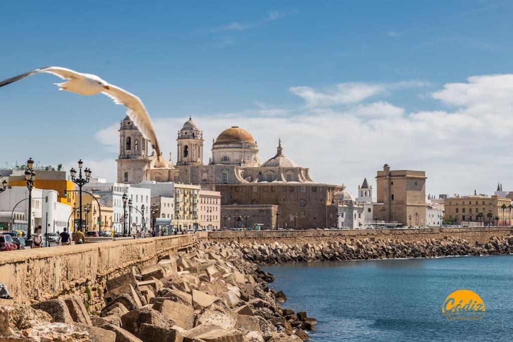 San Felipe Neri Free Parking By Time * Cadiz